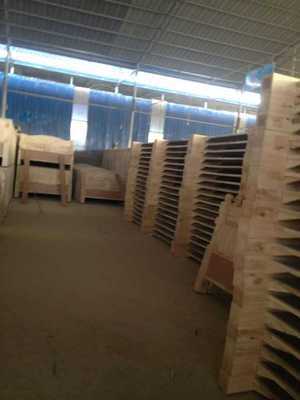 【實(shí)木床床板床頭柜床子實(shí)木大床 2013年床方家具最新流行工廠(chǎng)床頭】?jī)r(jià)格,廠(chǎng)家,圖片,成套家具,南康實(shí)木家具廠(chǎng)-